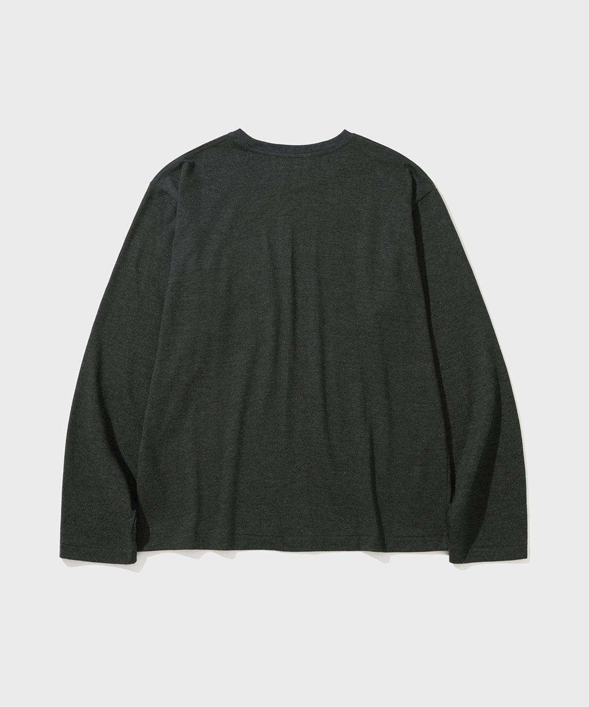 셔터(SHIRTER) SLIT POCKET LS T-SHIRT (C/BLACK)