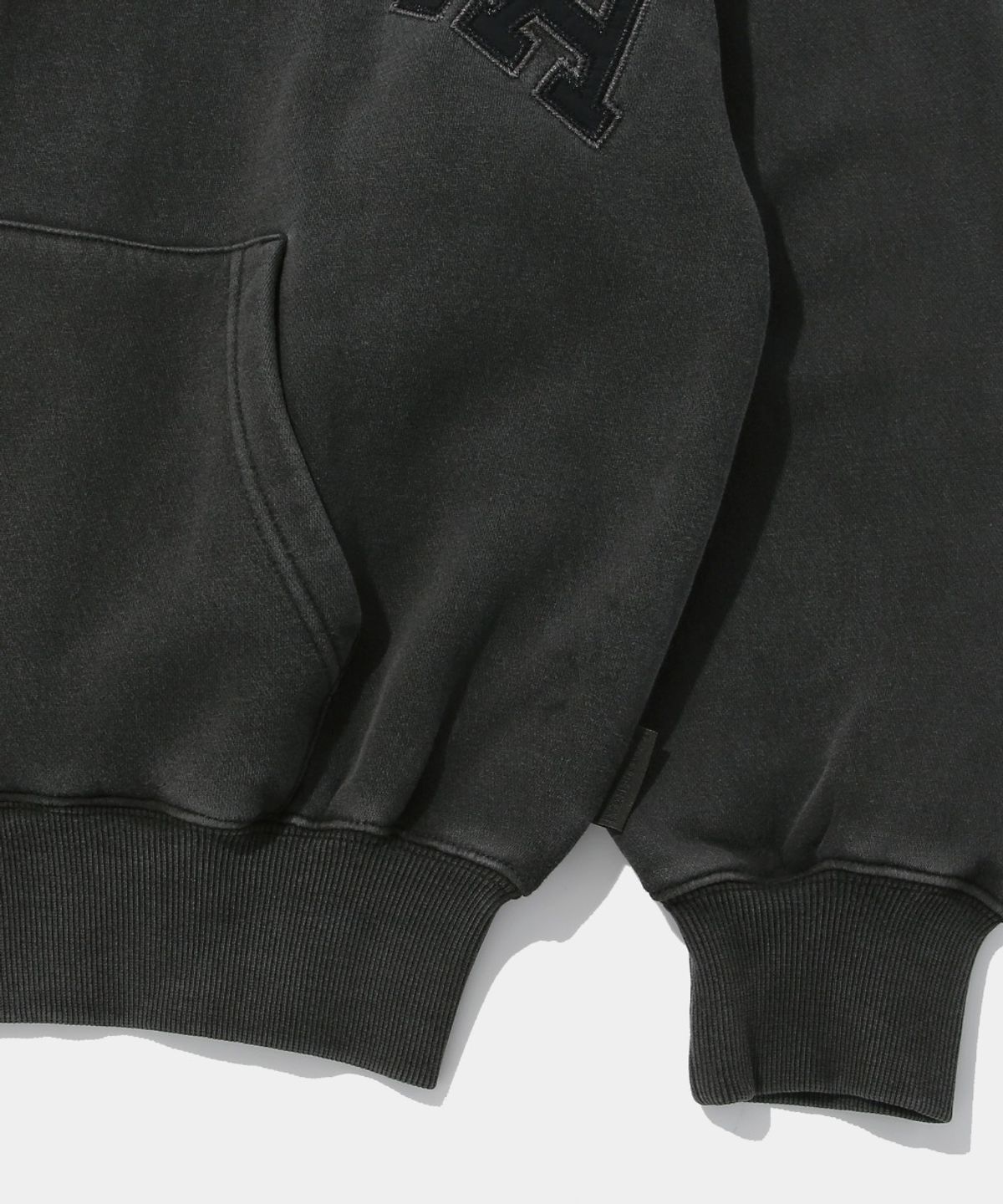 컬럼비아 유니버시티(COLUMBIA UNIVERSITY) BIG ARCH DYED FLEECE ZIP-UP HOODIE_CHARCOAL
