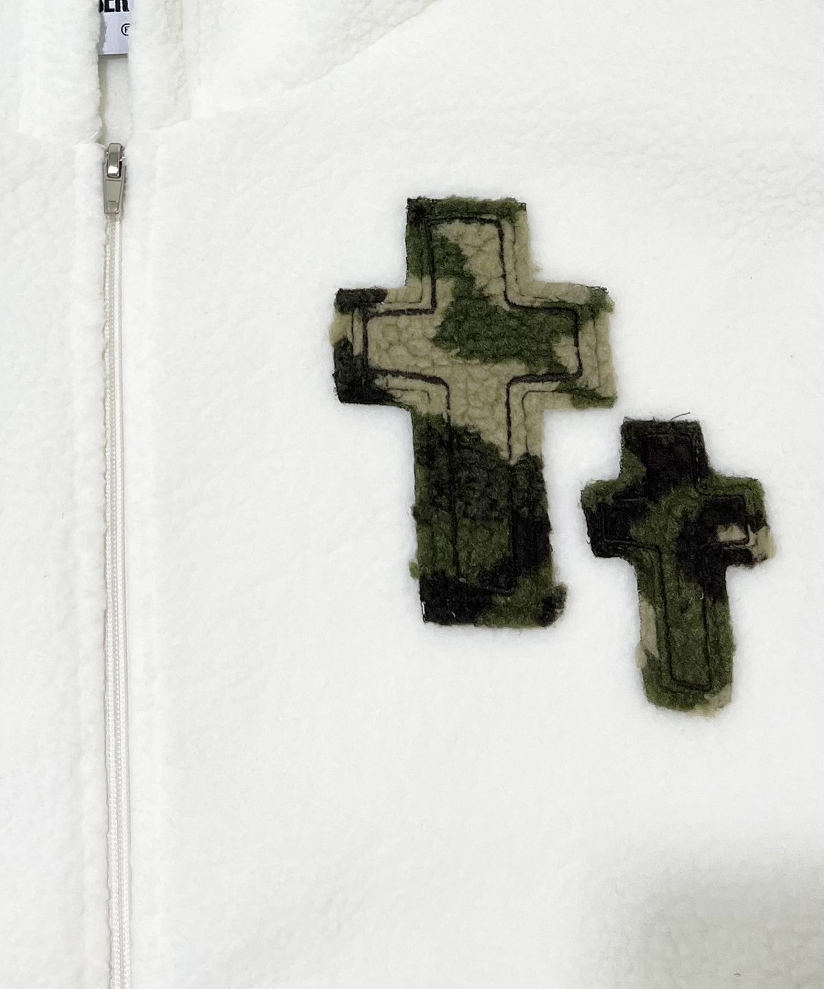 스케이터락(SK8ER ROCK) Camo Cross Fleece Zip Hoodie (ivory)