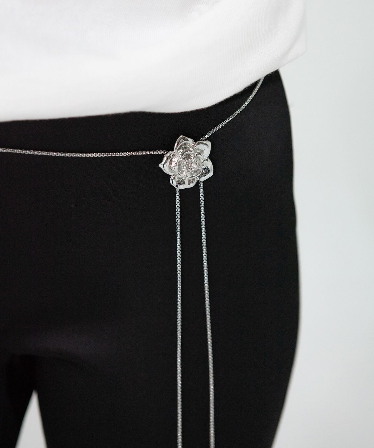 지지(GEEGEE) rose chain waist belt