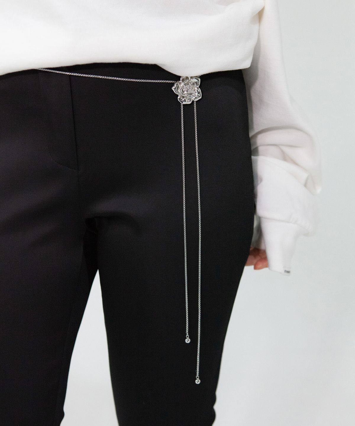 지지(GEEGEE) rose chain waist belt