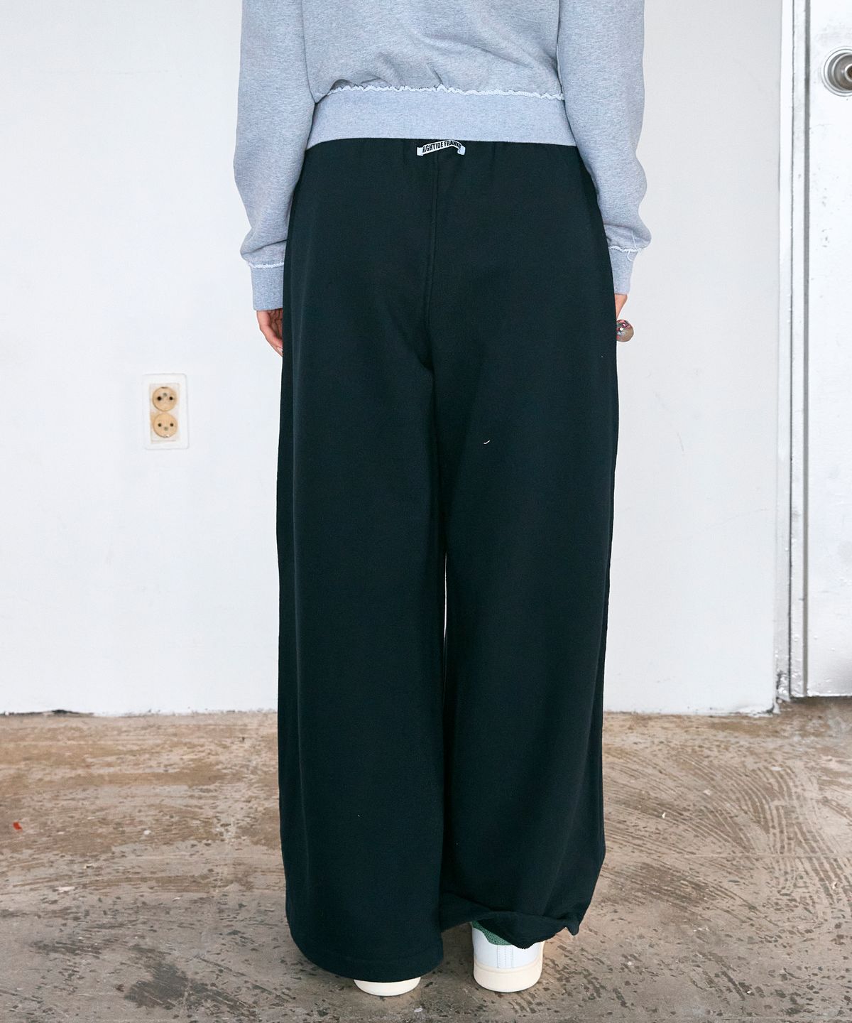 하이타이드 프랭키(HIGHTIDEFRANKIE) Cosmic Uniform String Pants Navy