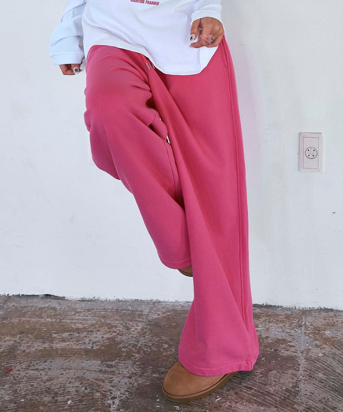 하이타이드 프랭키(HIGHTIDEFRANKIE) Cosmic Uniform String Pants Hot Pink