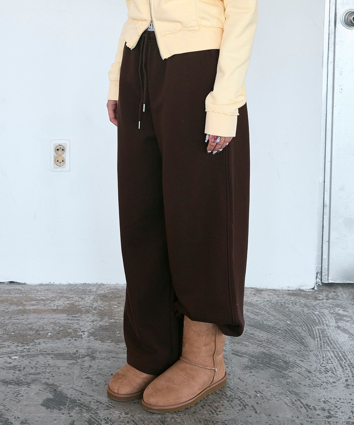 하이타이드 프랭키(HIGHTIDEFRANKIE) Cosmic Uniform String Pants Brown