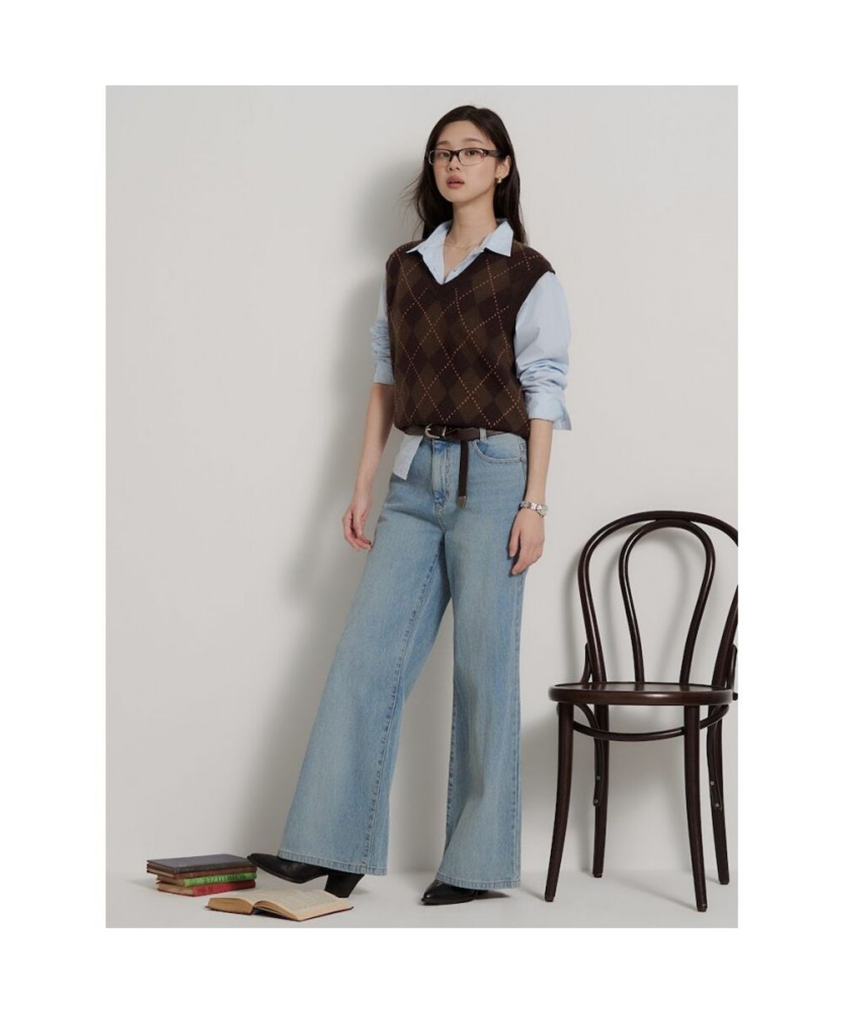 빈폴 레이디스(BEANPOLE LADIES) 아가일 니트 베스트  브라운 (BF695UC02D)