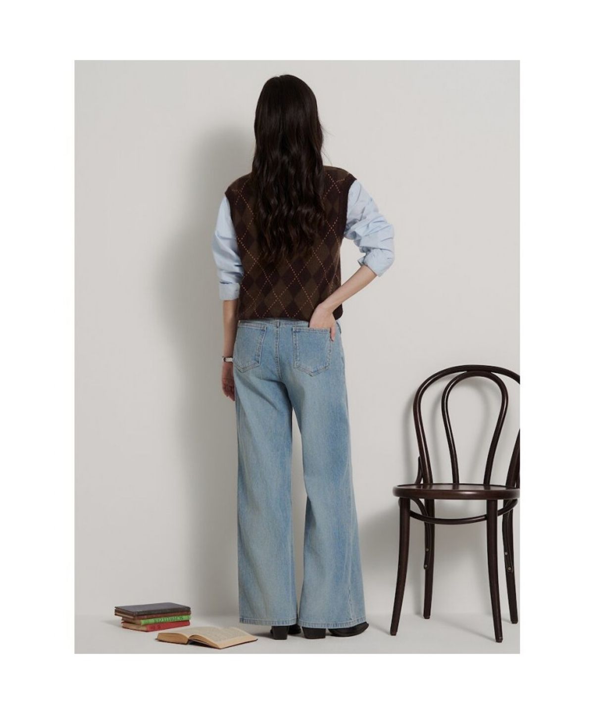 빈폴 레이디스(BEANPOLE LADIES) 아가일 니트 베스트  브라운 (BF695UC02D)