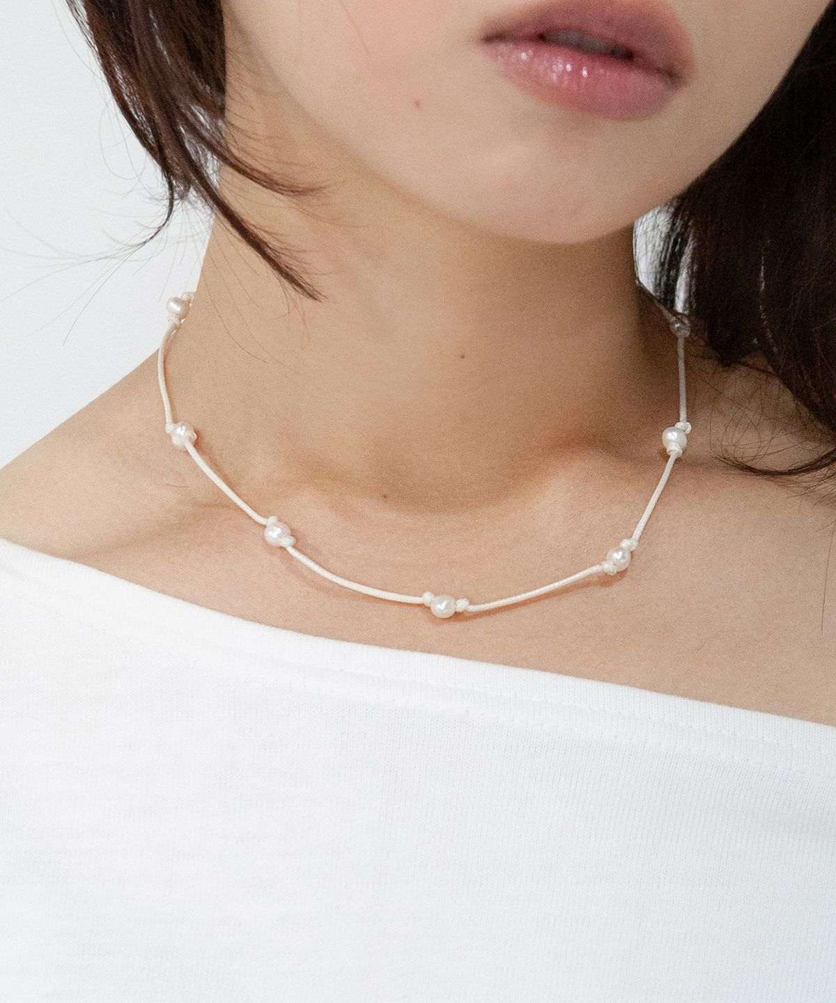 지지(GEEGEE) water pearl string necklace - ivory