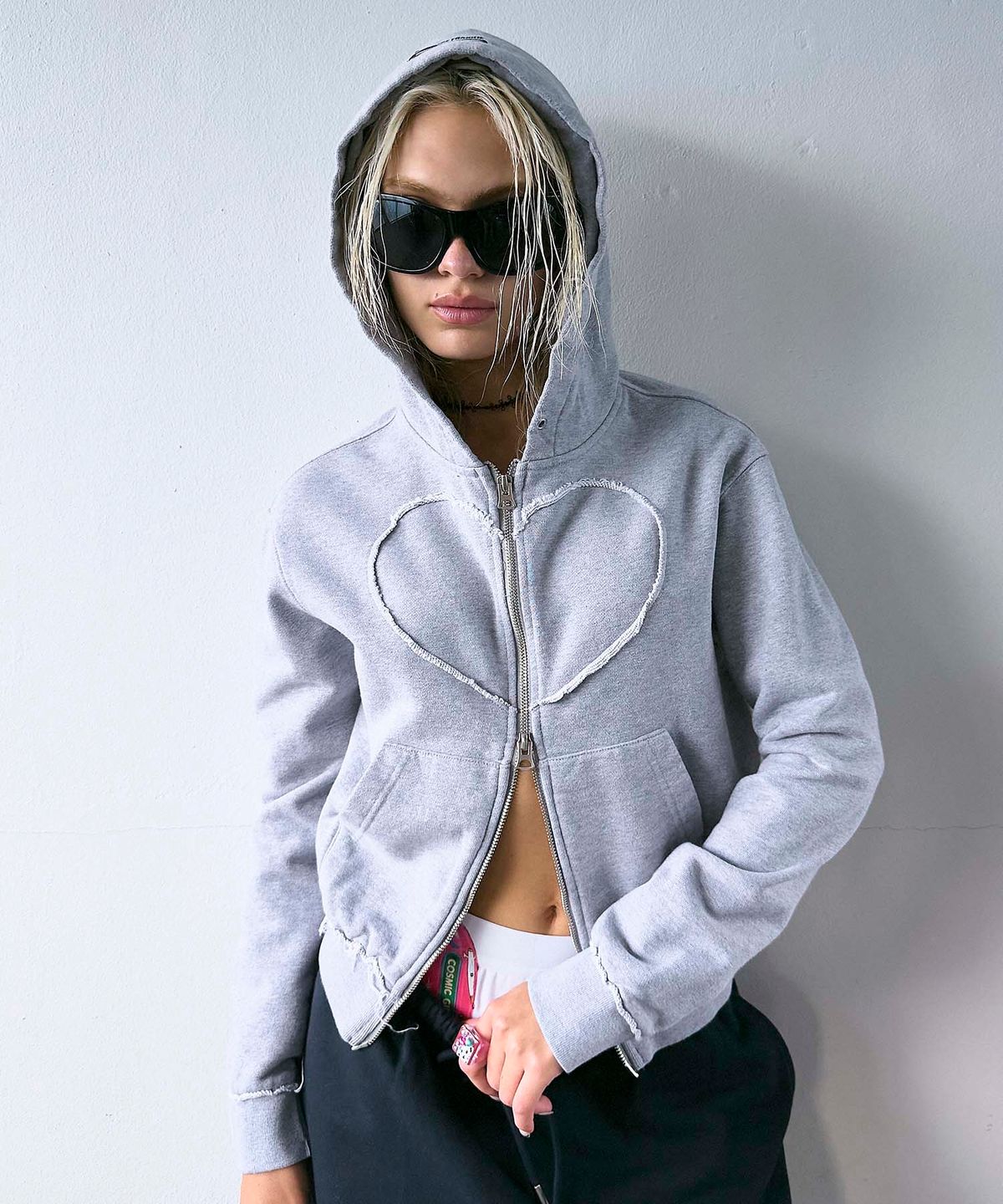 하이타이드 프랭키(HIGHTIDEFRANKIE) Cosmic Uniform Heart Zip-Up Hoodie Gray