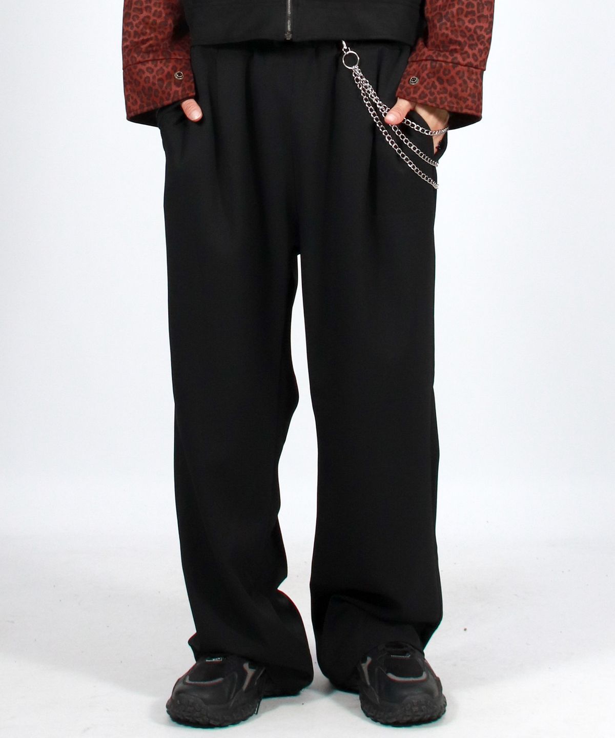 드마크(DEMARC) M solid straight-fit semi-wide pants - Black