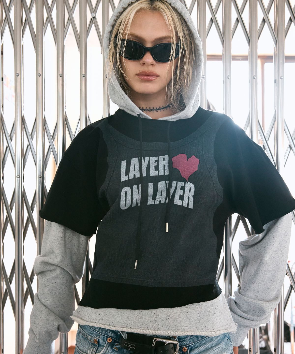 하이타이드 프랭키(HIGHTIDEFRANKIE) Layer on Layer Hoodie Black
