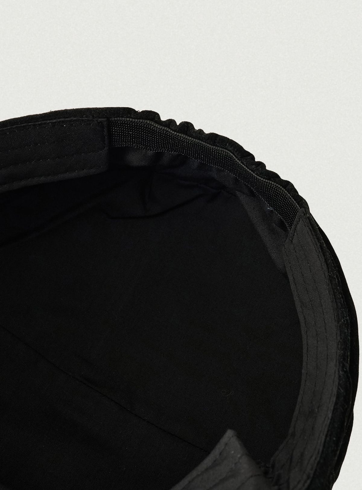더바넷(THEBARNNET) Anna Suede Hunting Cap_Black