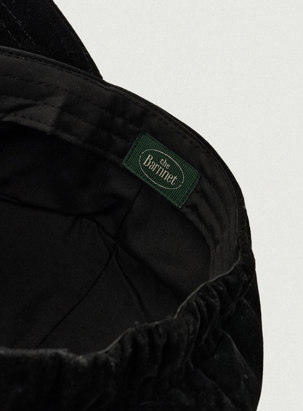 더바넷(THEBARNNET) Anna Suede Hunting Cap_Black