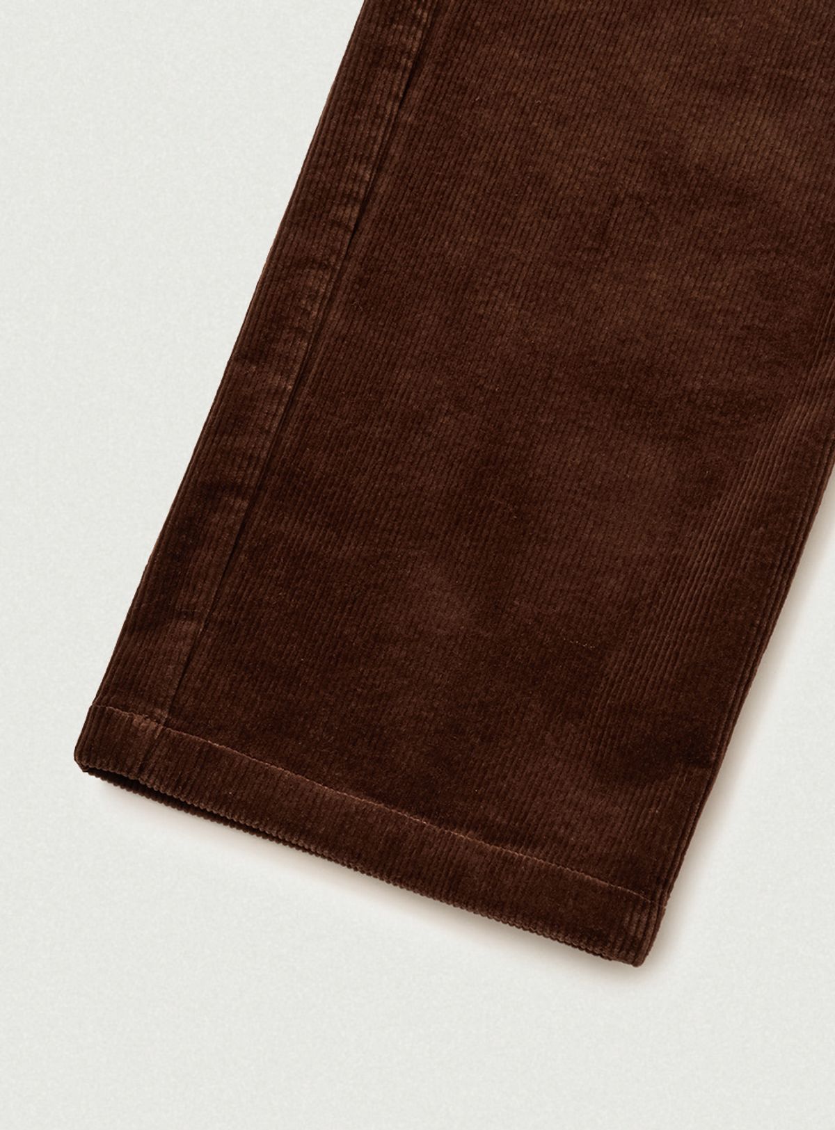 더바넷(THEBARNNET) Clea Corduroy Relaxed-Fit Pants_Brown