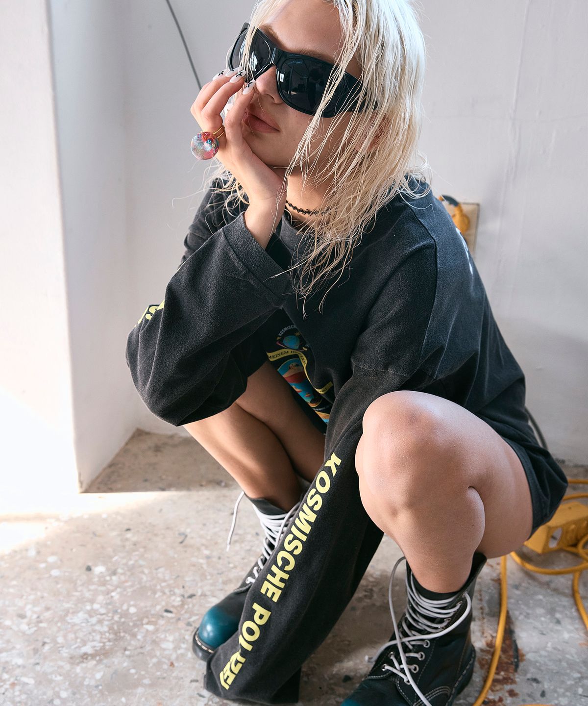 하이타이드 프랭키(HIGHTIDEFRANKIE) Cosmic Police Long Sleeve Black