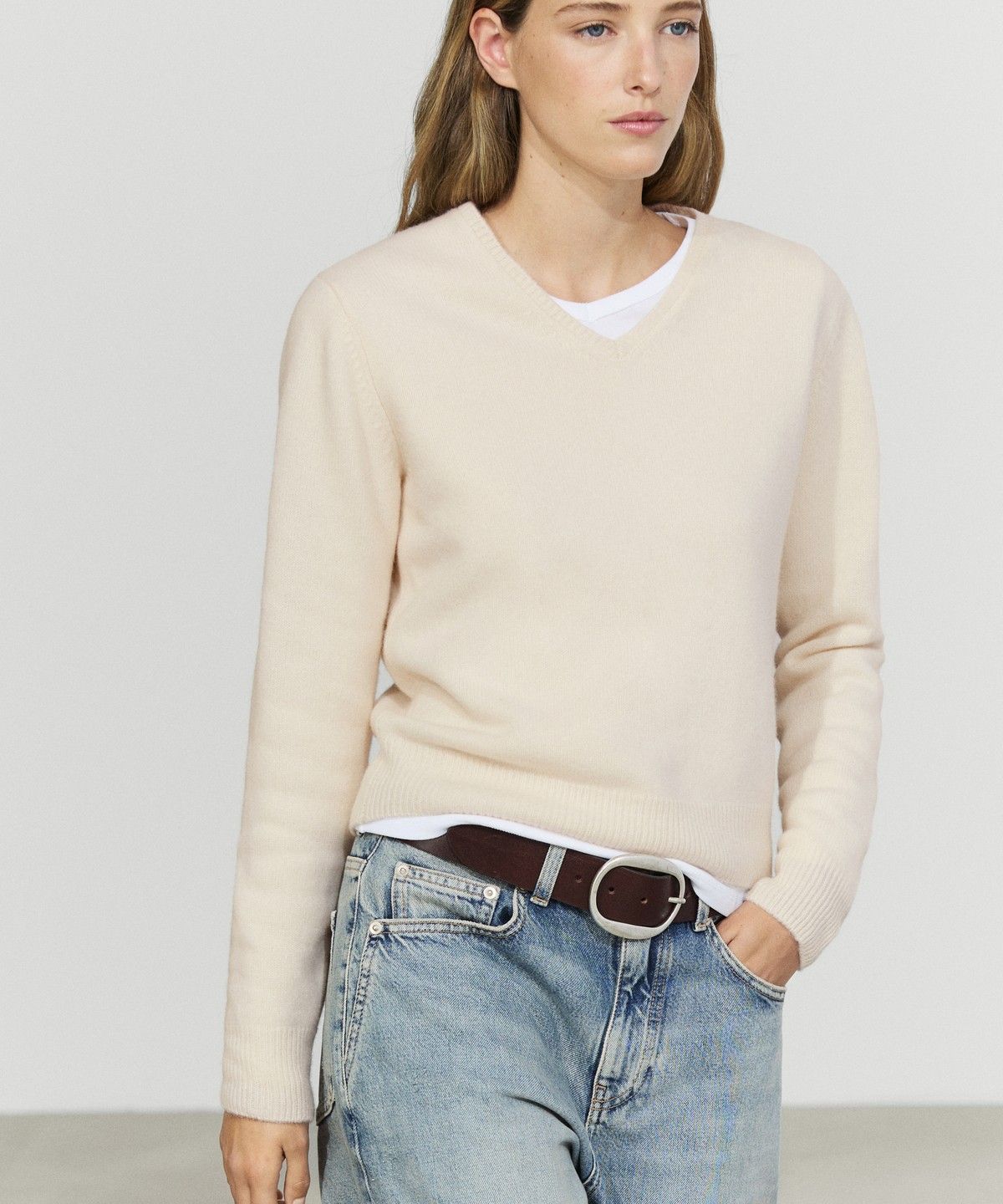 마시모두띠(MASSIMO DUTTI) 100% 울 하이 V넥 긴소매 리브 니트 스웨터