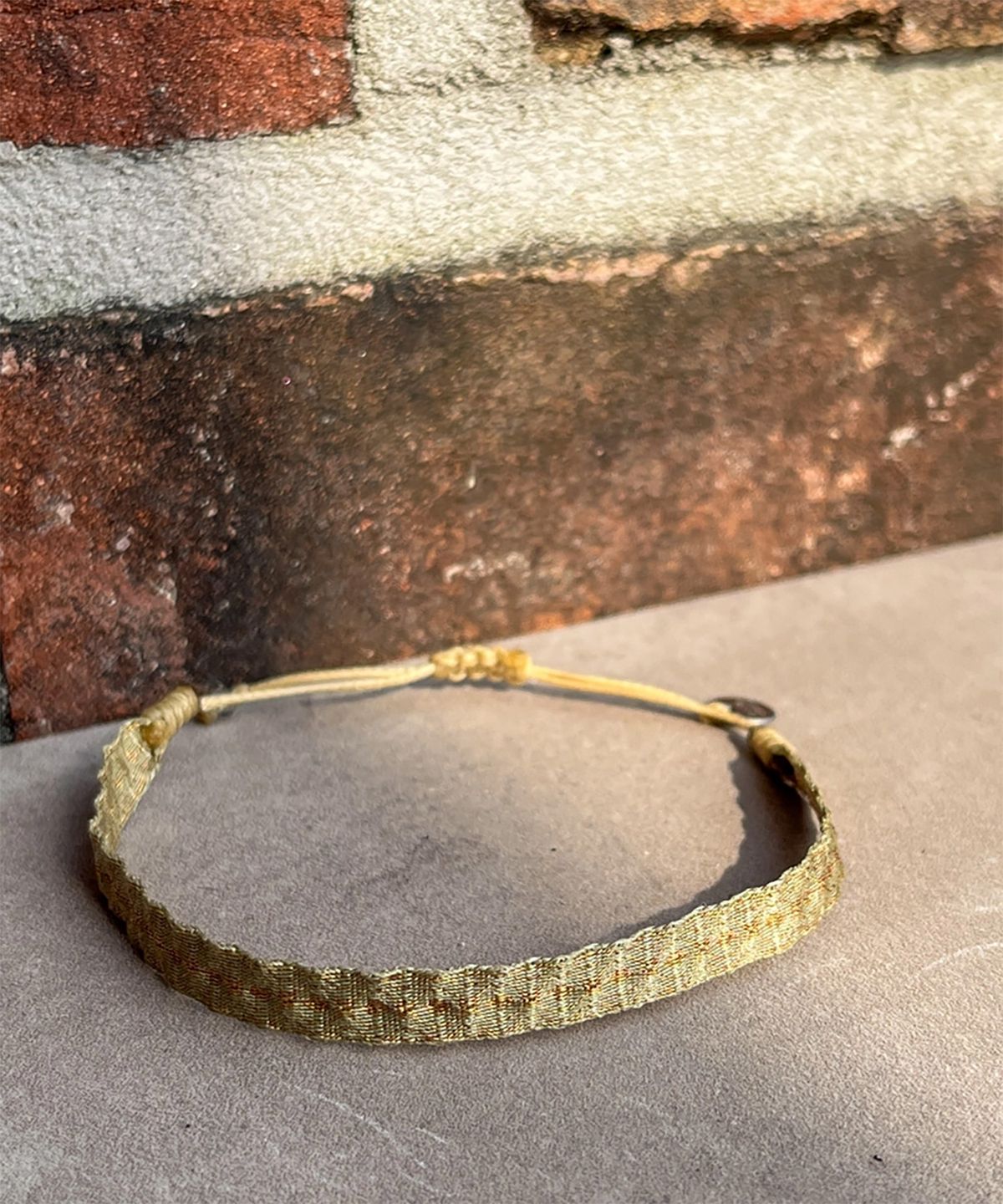 림바(RIMBA) [Leju] Basic Handwoven Bracelet - Green & Gold