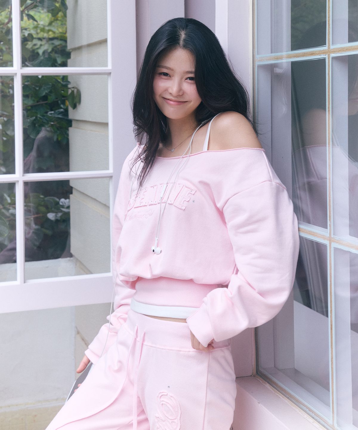 로잔느(ROSEANNE) Sweetheart Club One-Shoulder Sweatshirt (Pink)
