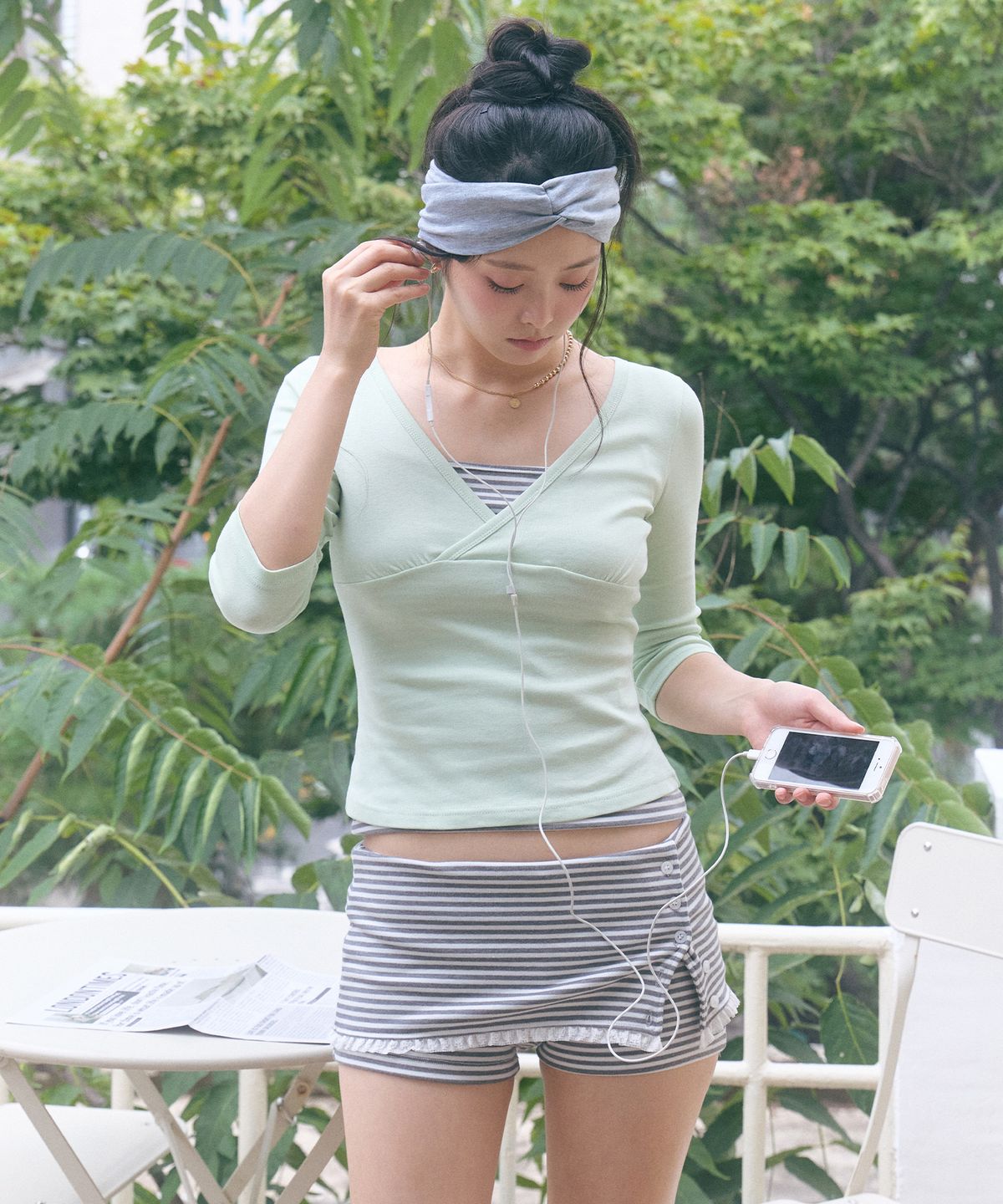 로잔느(ROSEANNE) Rachel Wrap 3/4-Sleeve Top (Cream Mint)