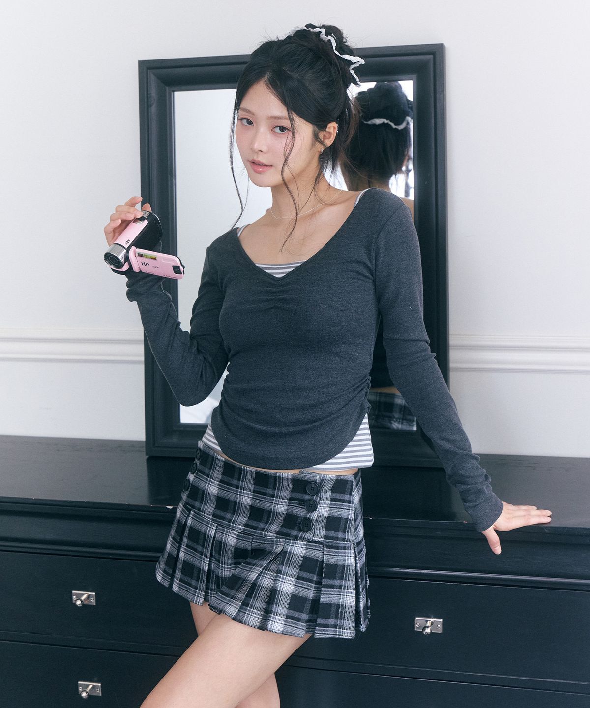 로잔느(ROSEANNE) Dear Diary Shirred Sleeve Tee (Charcoal)