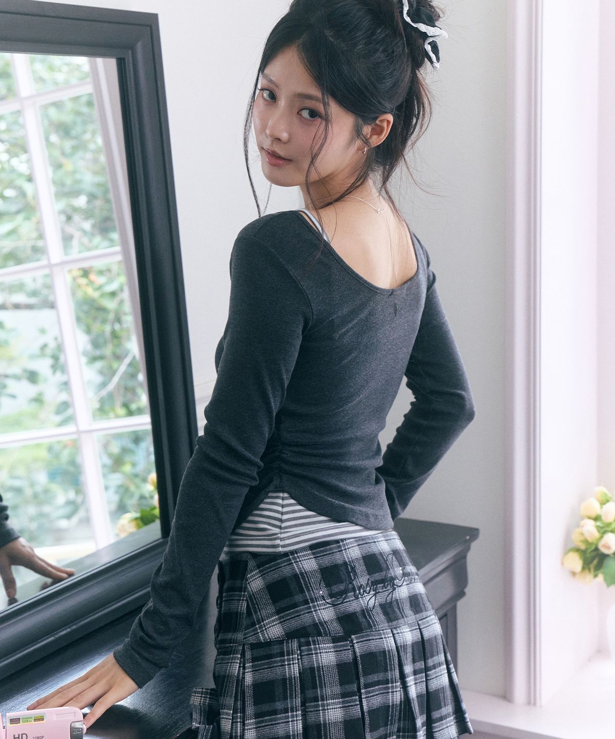 로잔느(ROSEANNE) Dear Diary Shirred Sleeve Tee (Charcoal)