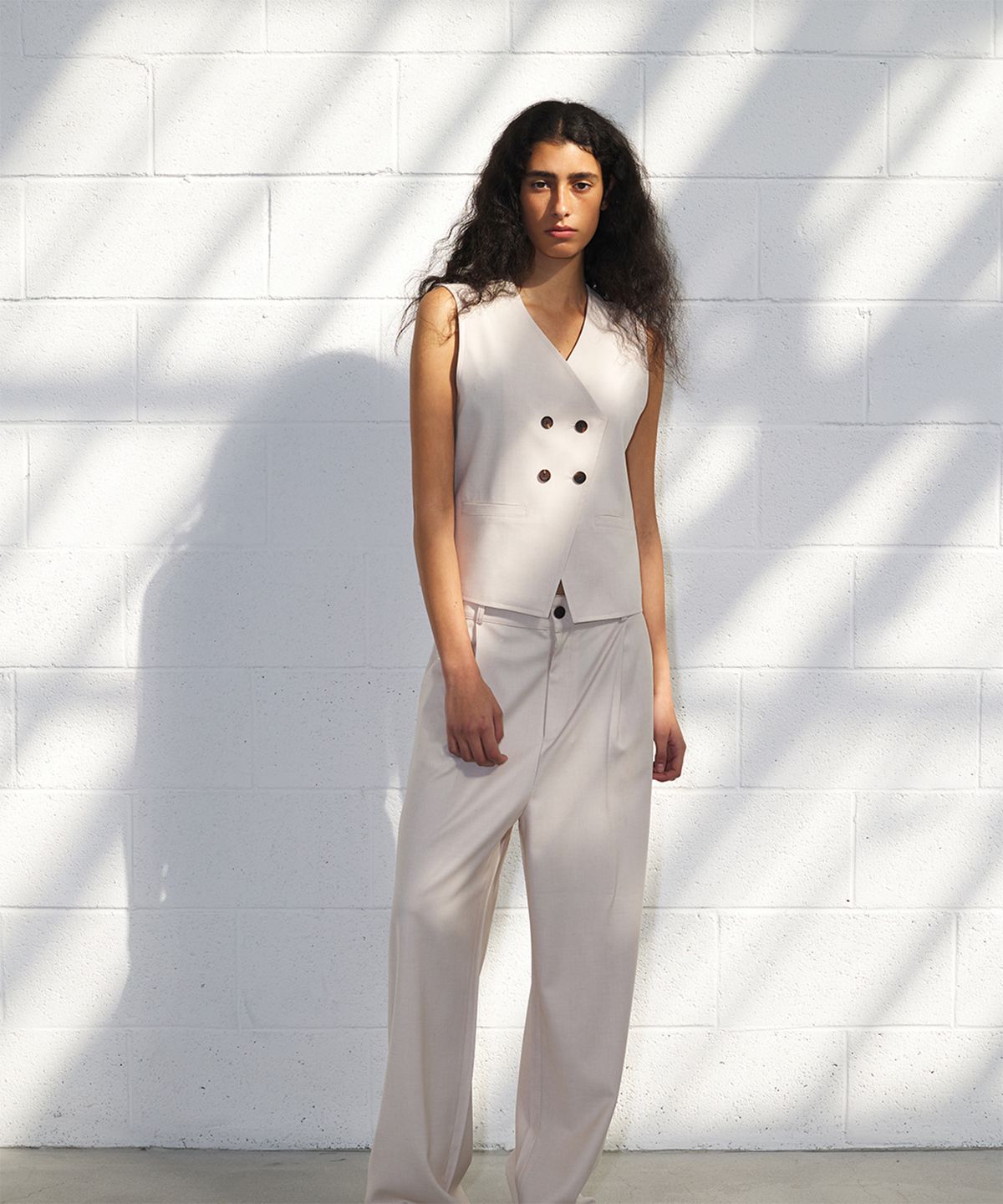 지지비샤(JIJIVISHA) MILK CREAM VEST (CREAM)