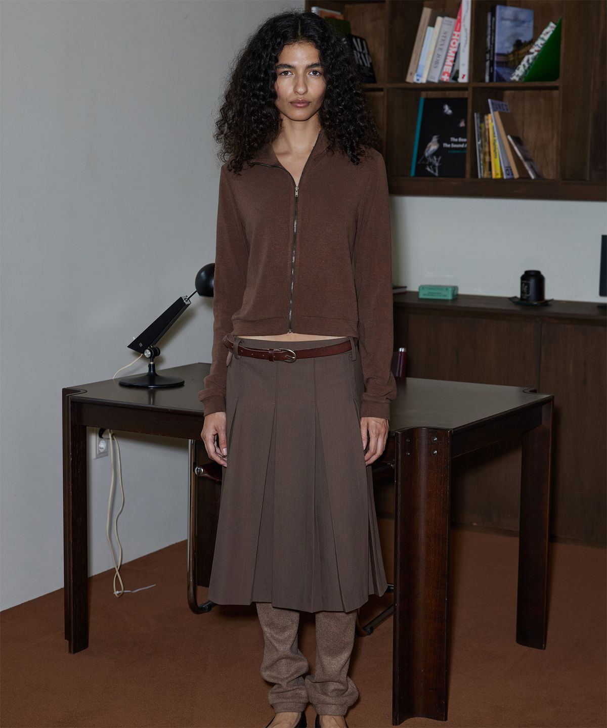 지지비샤(JIJIVISHA) BROWN ZIPUP CARDIGAN (BROWN)