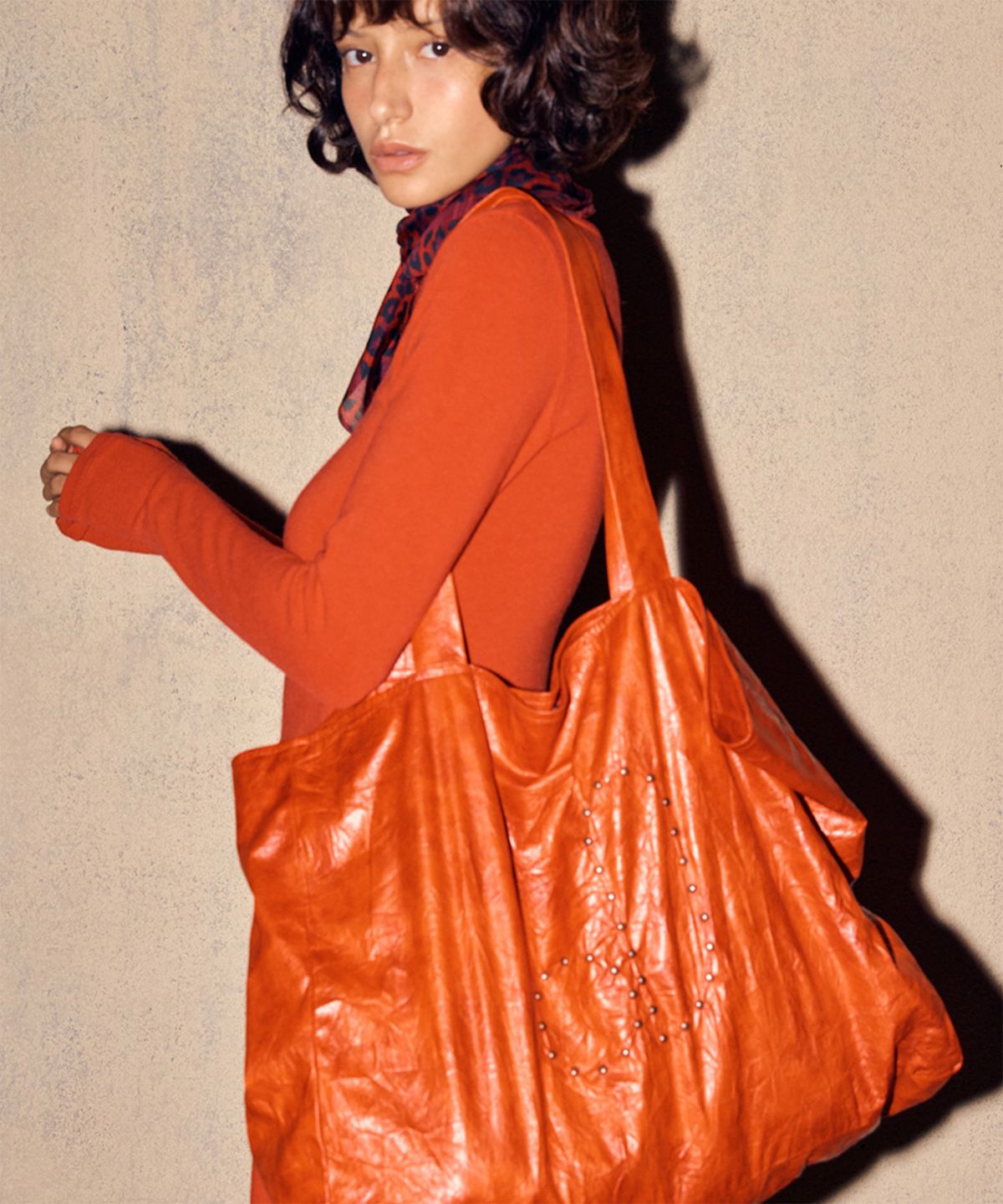 지지비샤(JIJIVISHA) WRINKLED LEATHER BIG BAG - 3COLOR