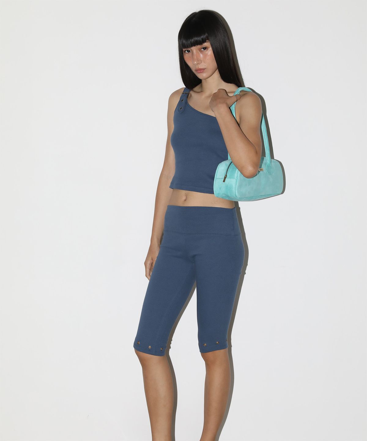 지지비샤(JIJIVISHA) EVER SLEEVELESS (NAVY)