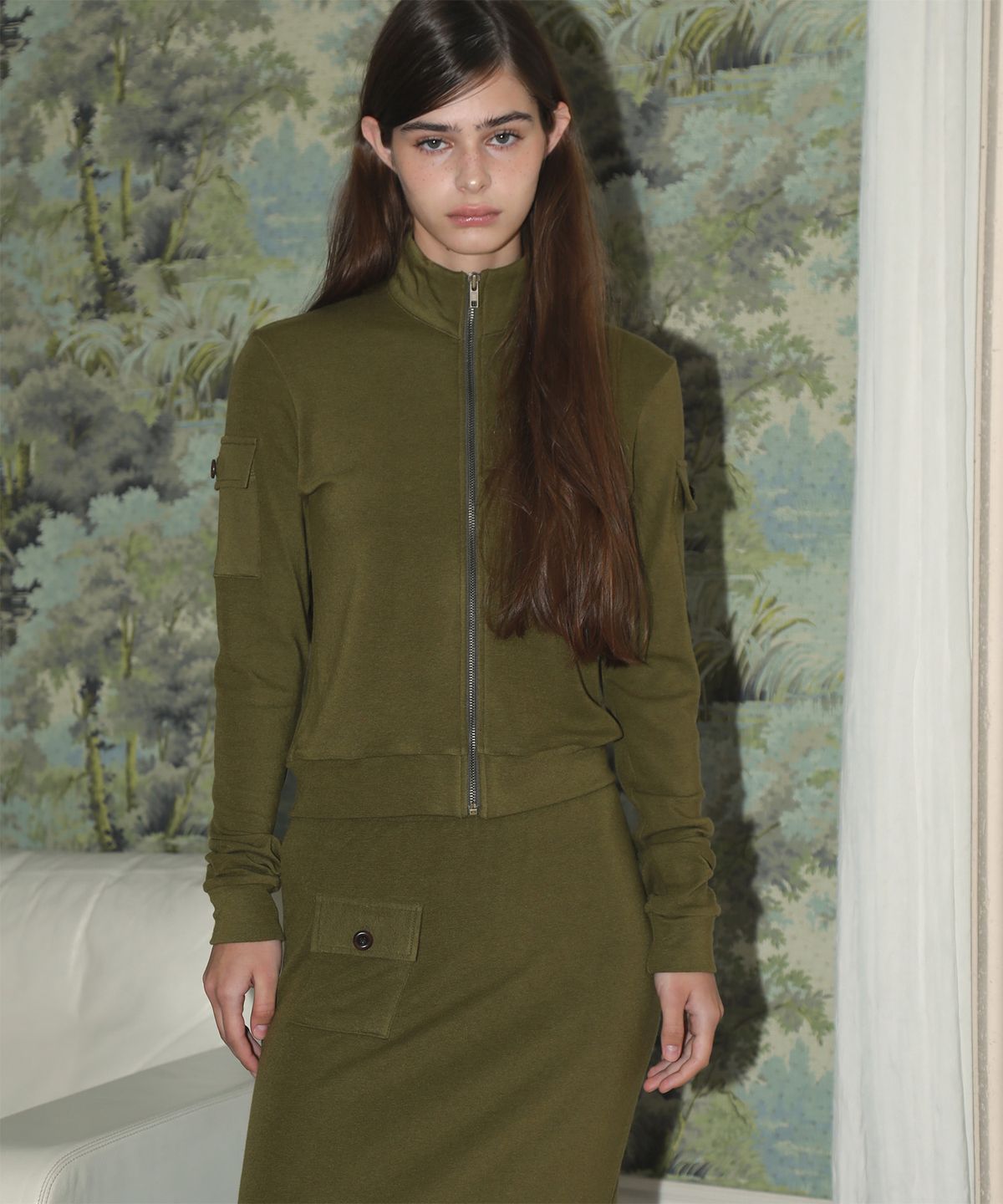 지지비샤(JIJIVISHA) RUBY POCKET LONG SKIRT (OLIVE)