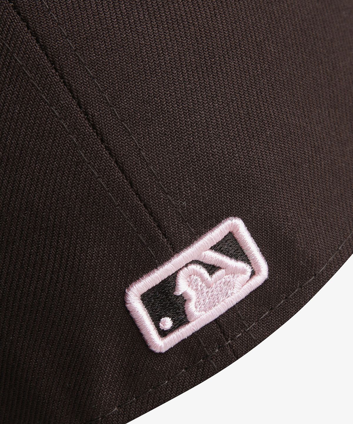 뉴에라(NEW ERA) MLB LA 다저스 컬러 포인트 피티드캡 번트 우드/핑크 15411783
