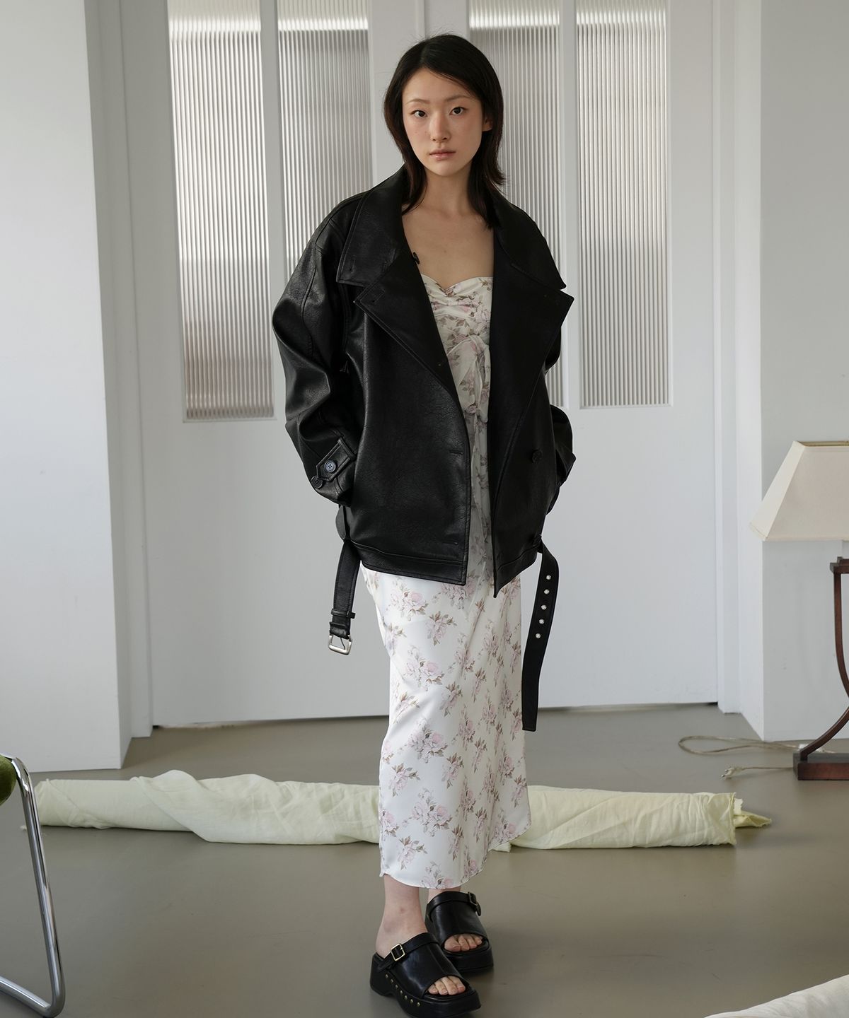포트레이트서울(PORTRAITSEOUL) 오버사이즈 하이넥 레더 자켓 - 블랙(Black)