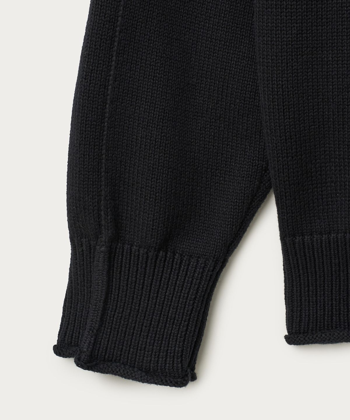 조질롱(JOJILONG) JN210 ESSENTIAL RAGLAN KNIT - BLACK
