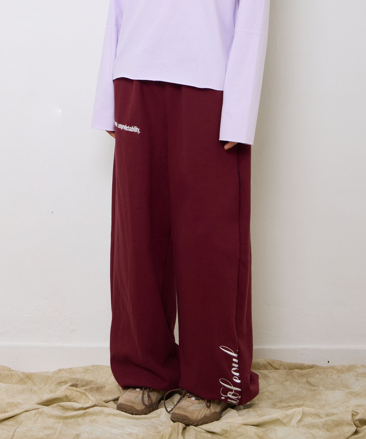 에키오(EKIO) ekio 로고 조거 스웻팬츠 (Burgundy)