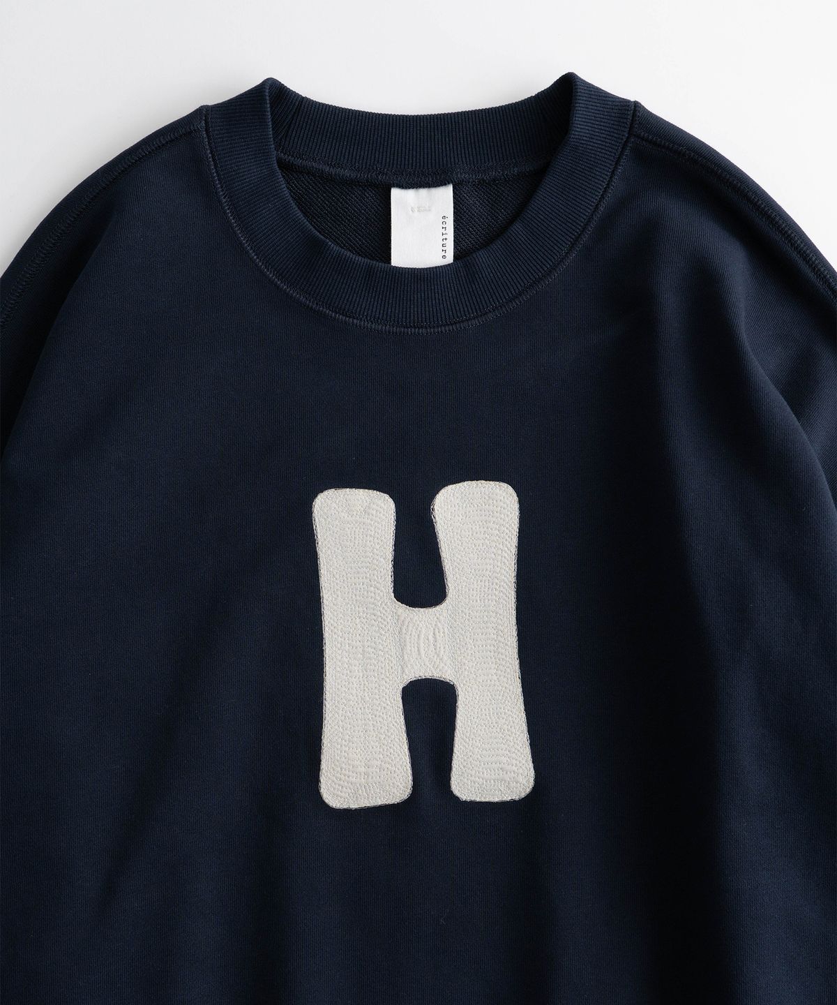 그라프트맨(GRAFTMEN) DRAWING TYPO SWEATSHIRT / NAVY