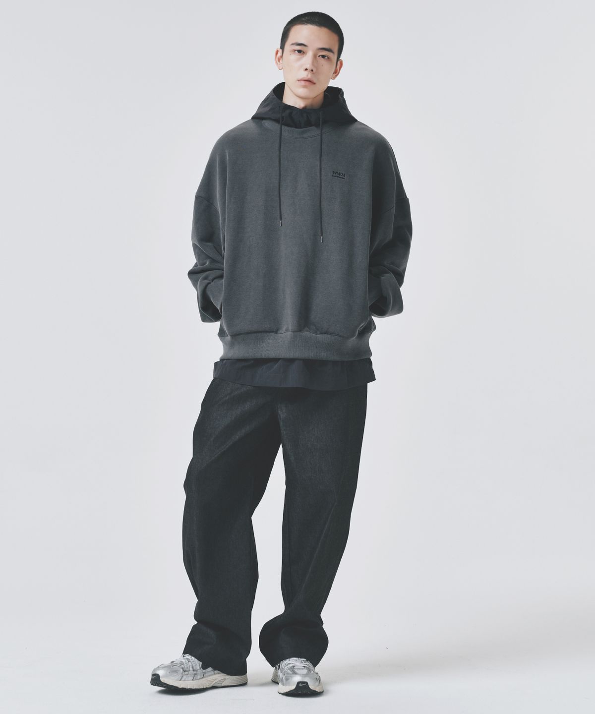 콜드블랭킷(COLD BLANKET) WWM 피그먼트 레이어드 후드 기모 스웨트셔츠 차콜