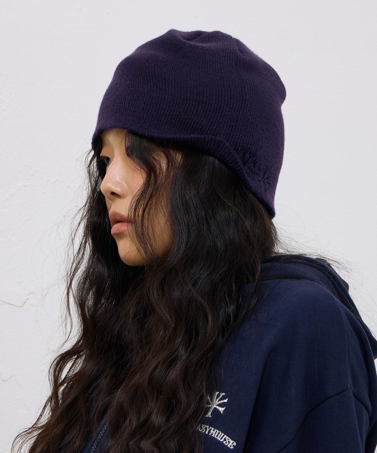 에키오(EKIO) 핀치 디테일 니트 비니 (Purple)