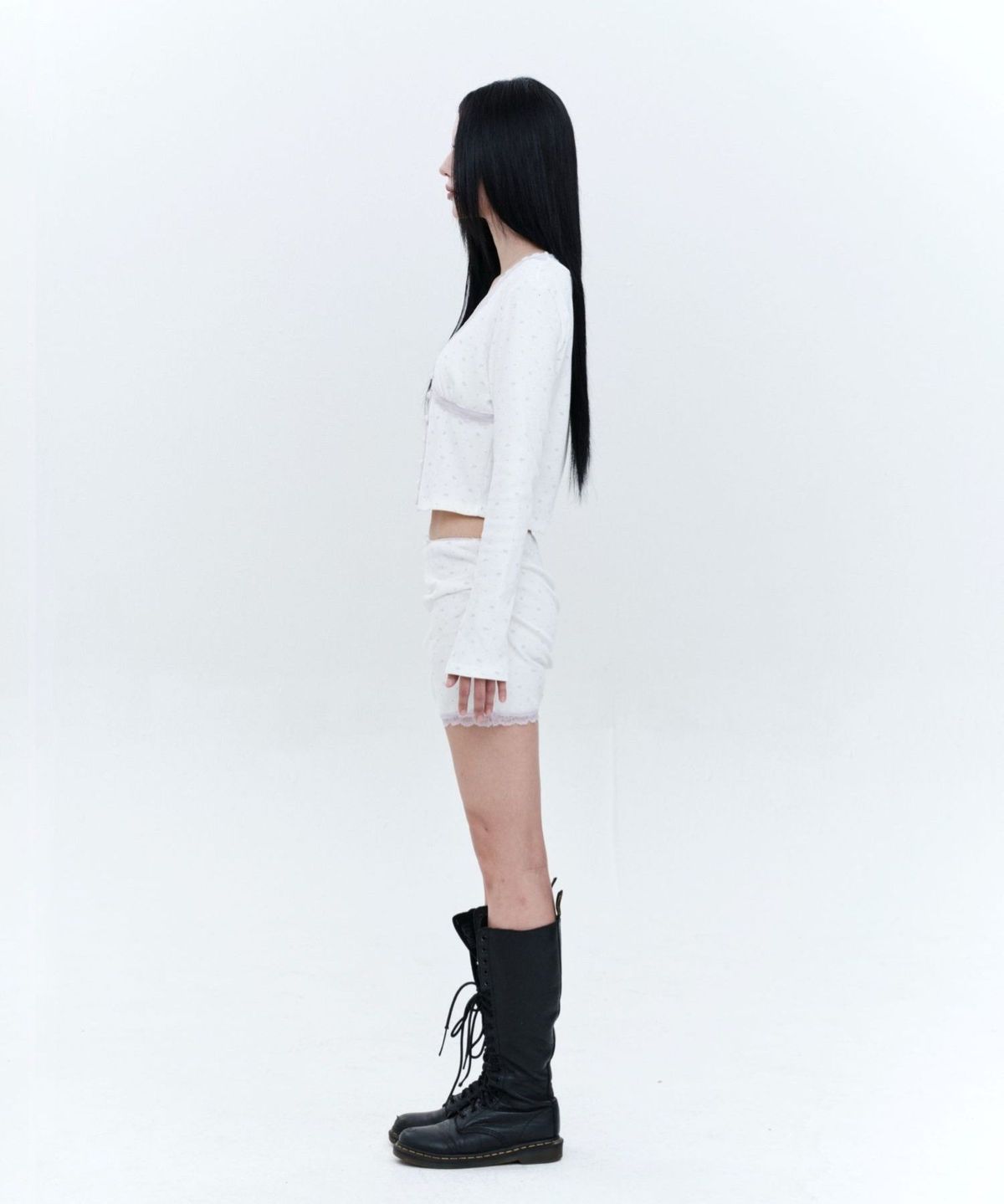 엠엘케이(MLK) 레이스 플라워 와플 가디건 (WHITE)