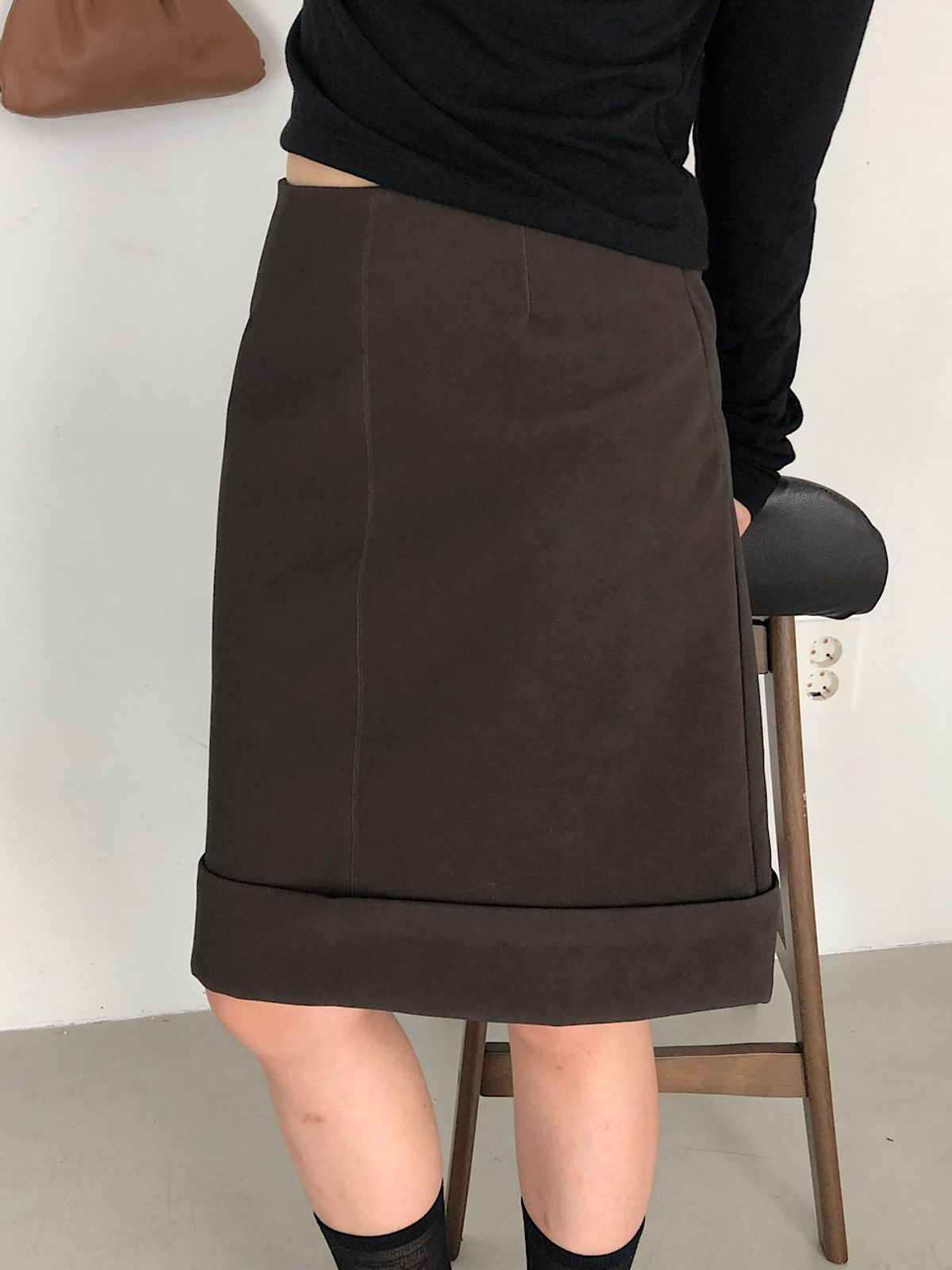 아포엠(APOEM) Folded Hem Midi Skirt (2C)