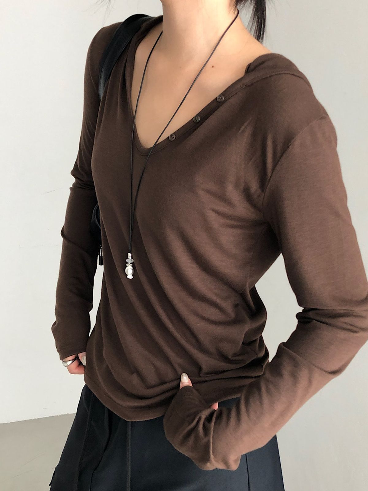 아포엠(APOEM) Button Neck Hood Top (3C)