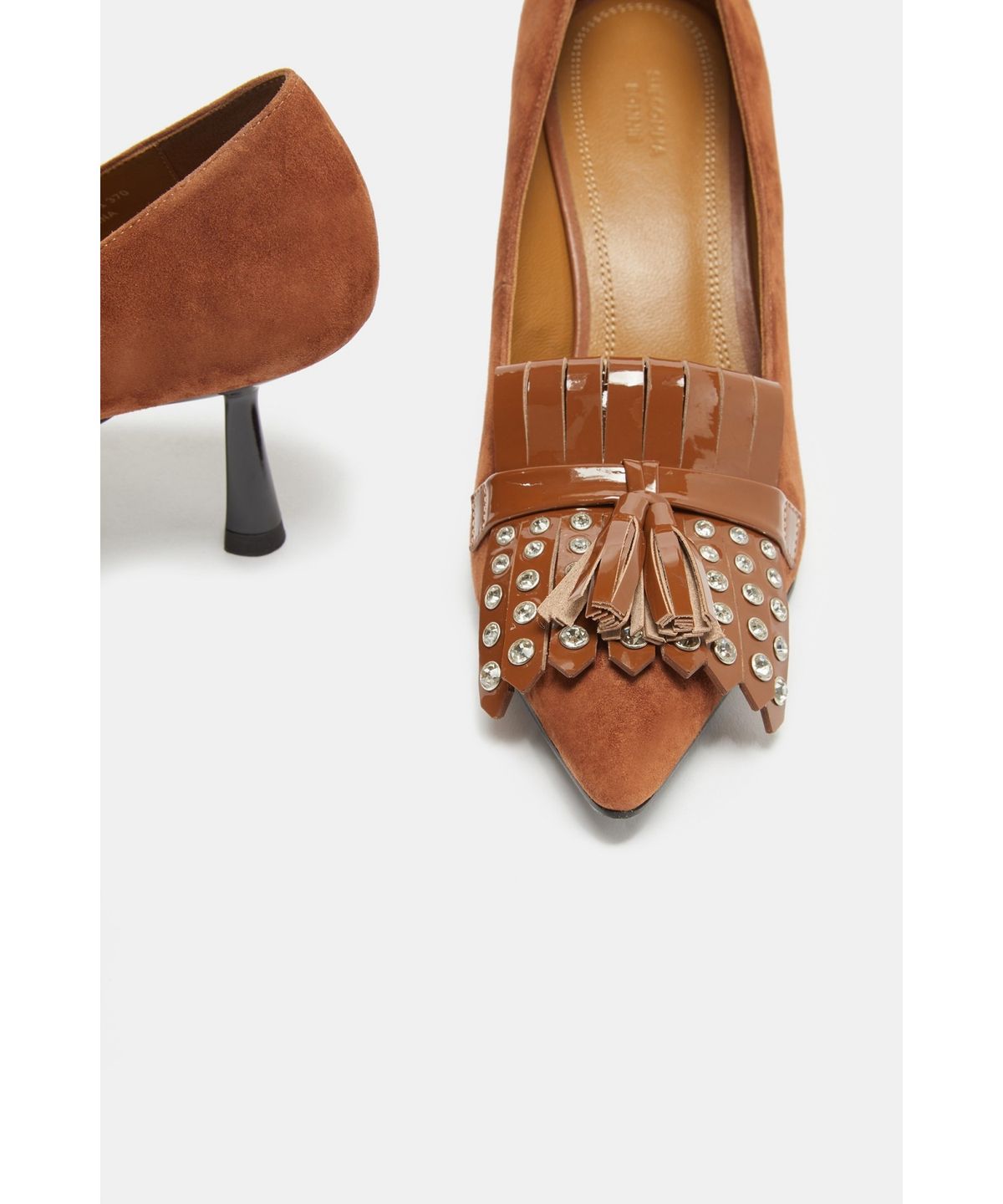 슈콤마보니(SUECOMMA BONNIE) Tessel stud decorated heel pumps(brown)_DG1BA26506BRN