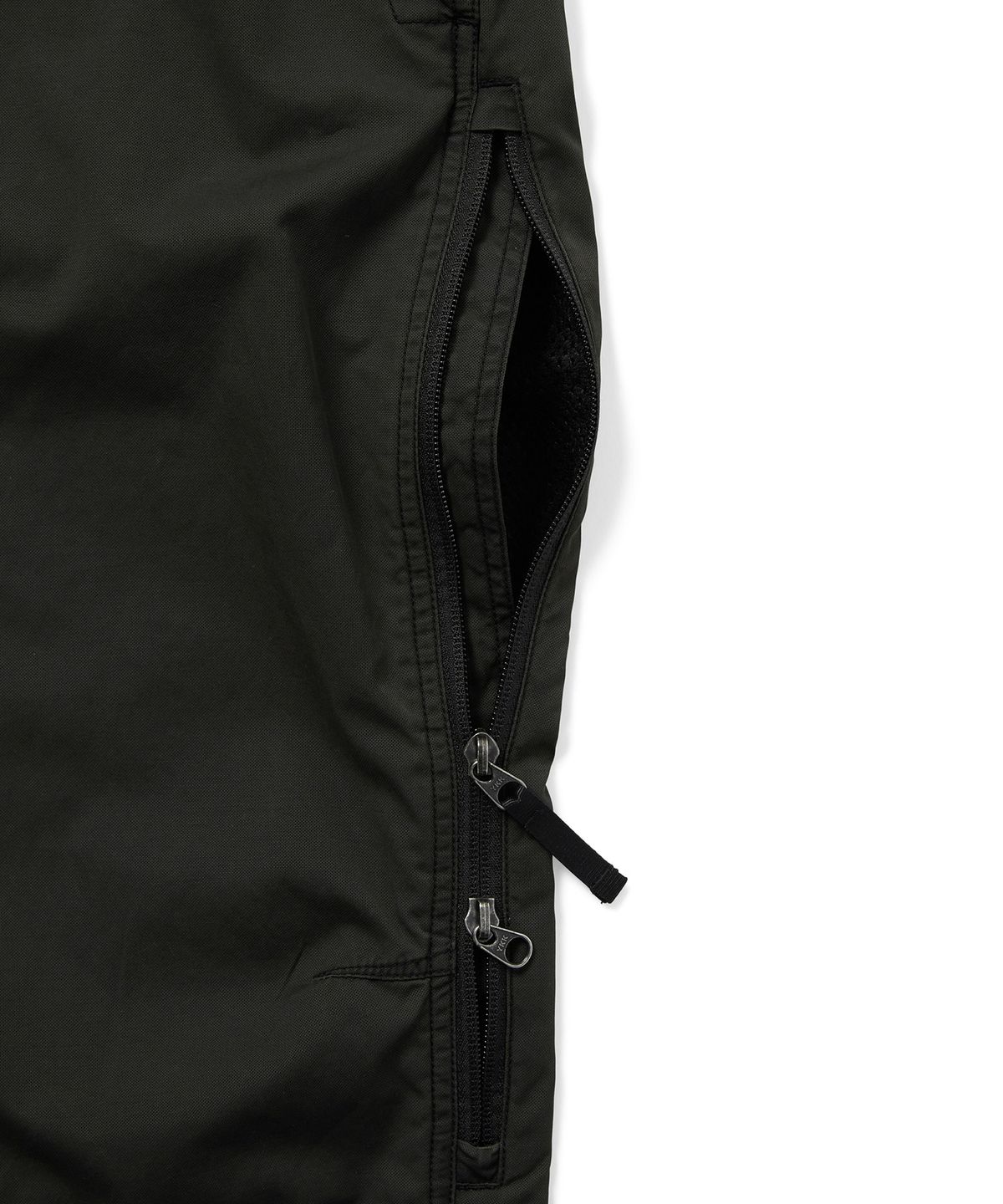 디스이즈네버댓(THISISNEVERTHAT) Wind Pant Washed Black