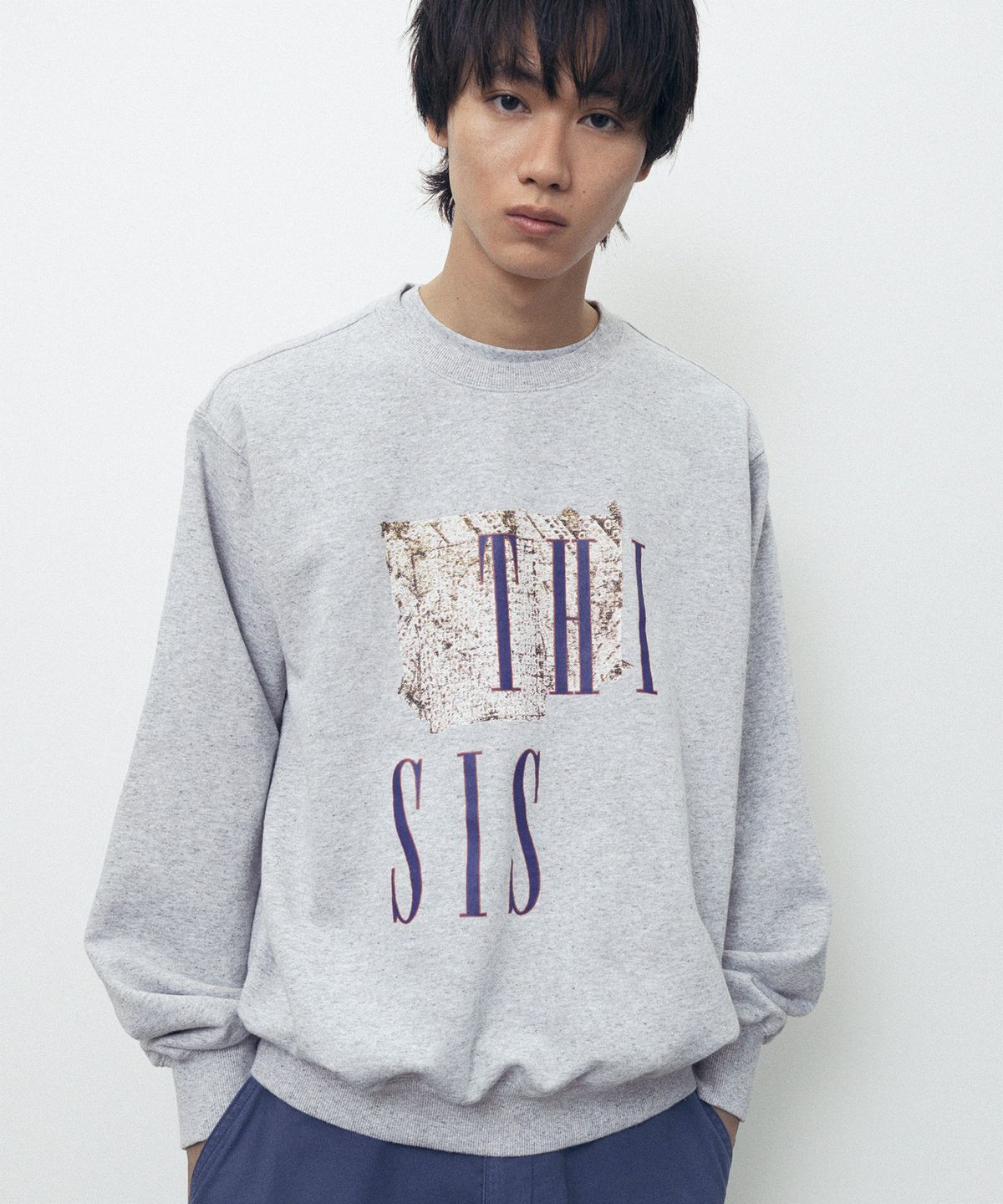 디스이즈네버댓(THISISNEVERTHAT) THI SIS Crewneck Heather Grey