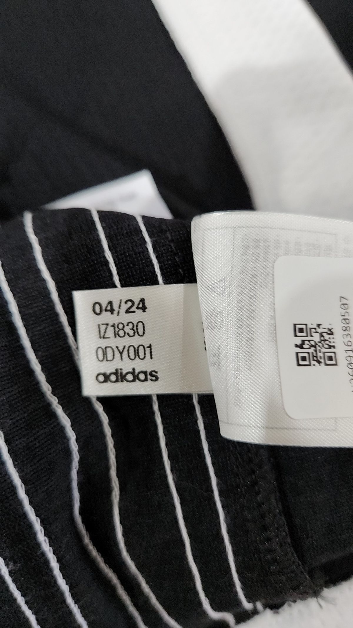 아디다스(ADIDAS) 아일렛 베스트 - 블랙 / IZ1830 M