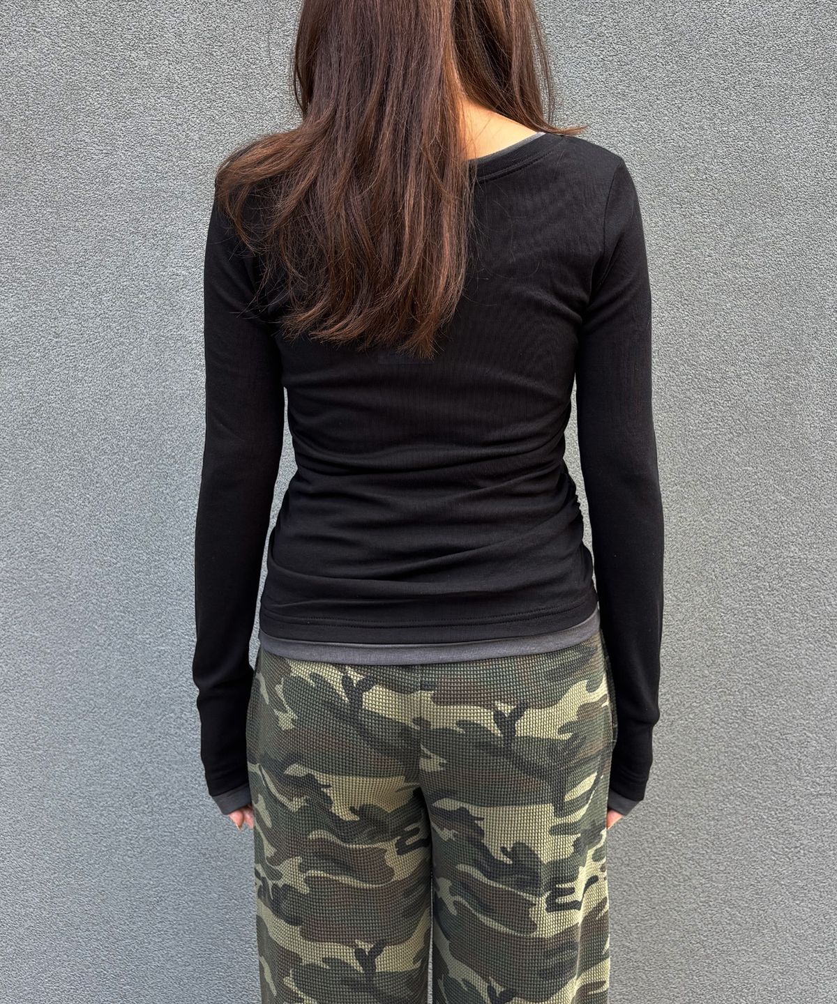 크루치(KRUCHI) Shirring Layered Top (BLACK) WOMENS