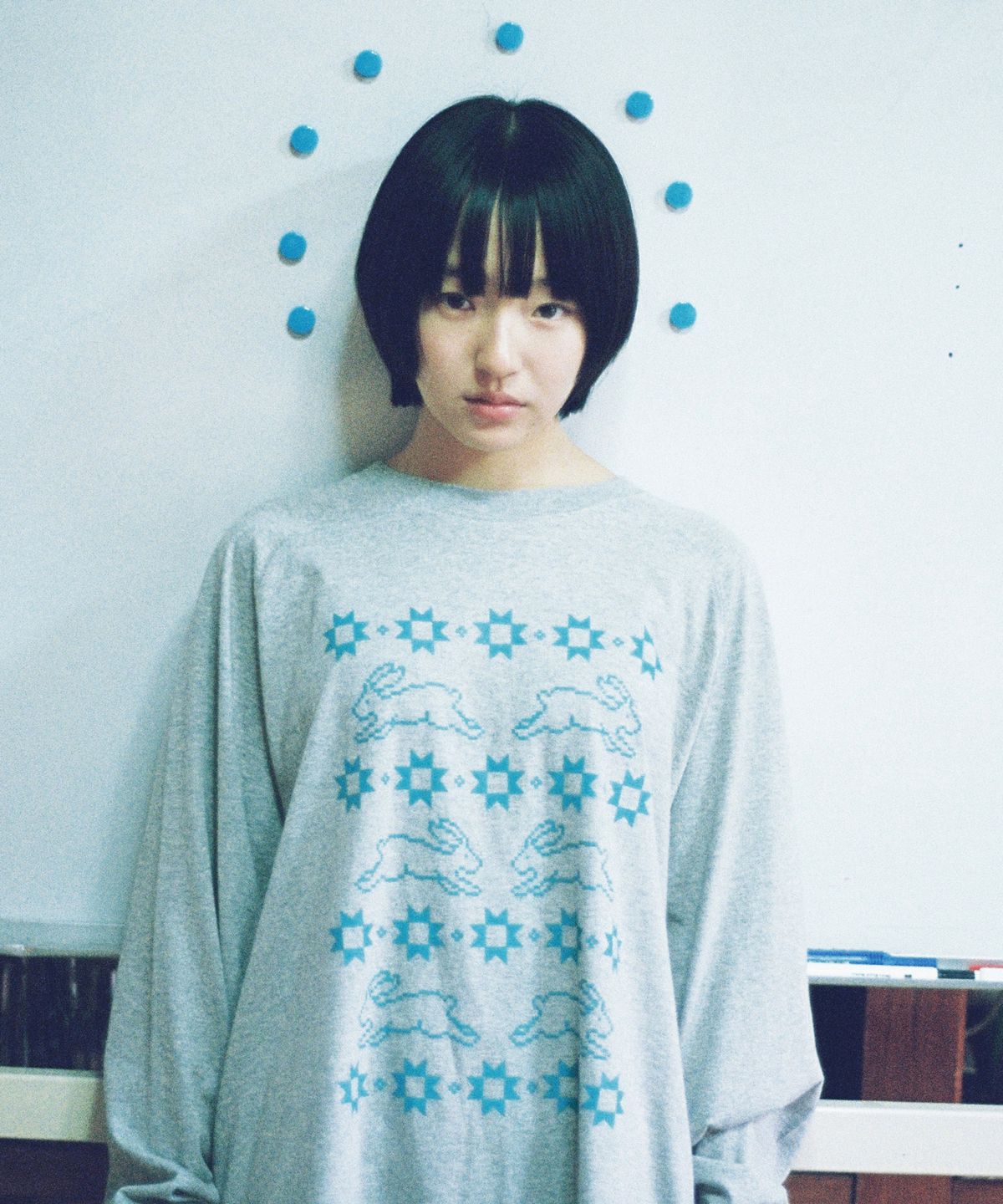 원더비지터(WONDERVISITOR) Nordic Raglan LS-T [Melange grey]