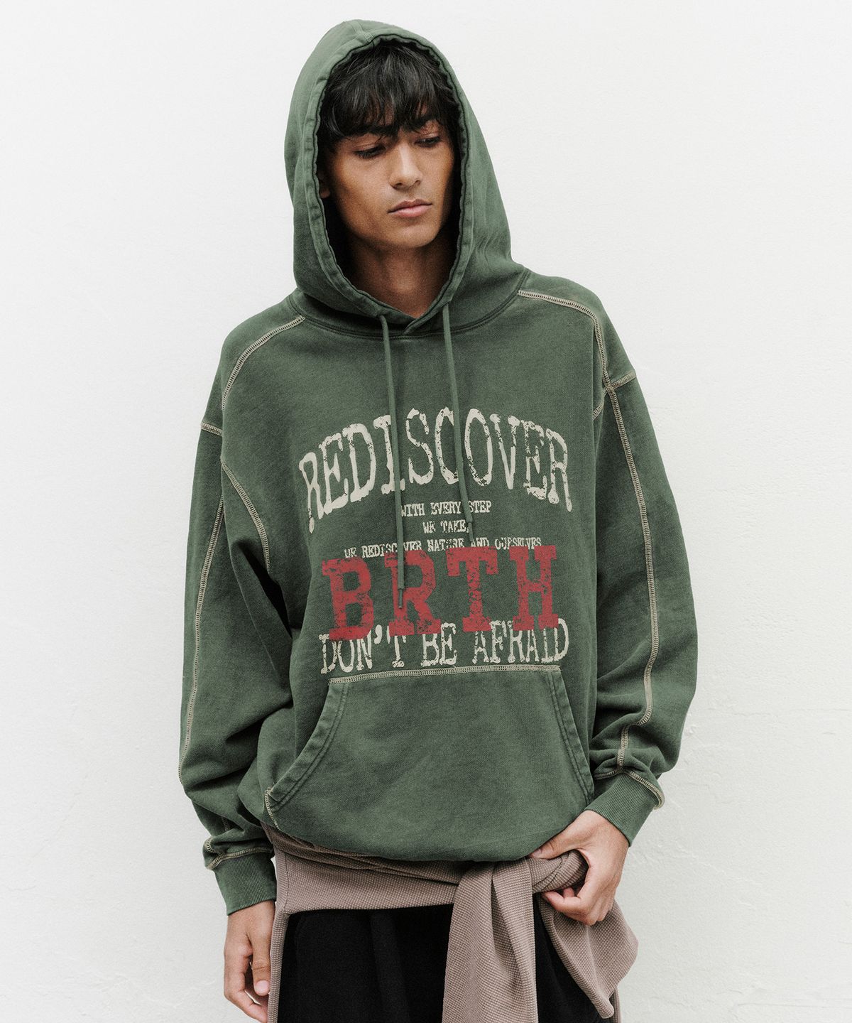 브라운브레스(BROWNBREATH) SULFUR WASHING BB SLOGAN HOODIE