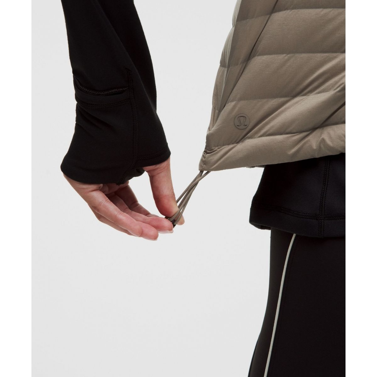 룰루레몬(LULULEMON) 다운 앤 어라운드 베스트  CYFR
