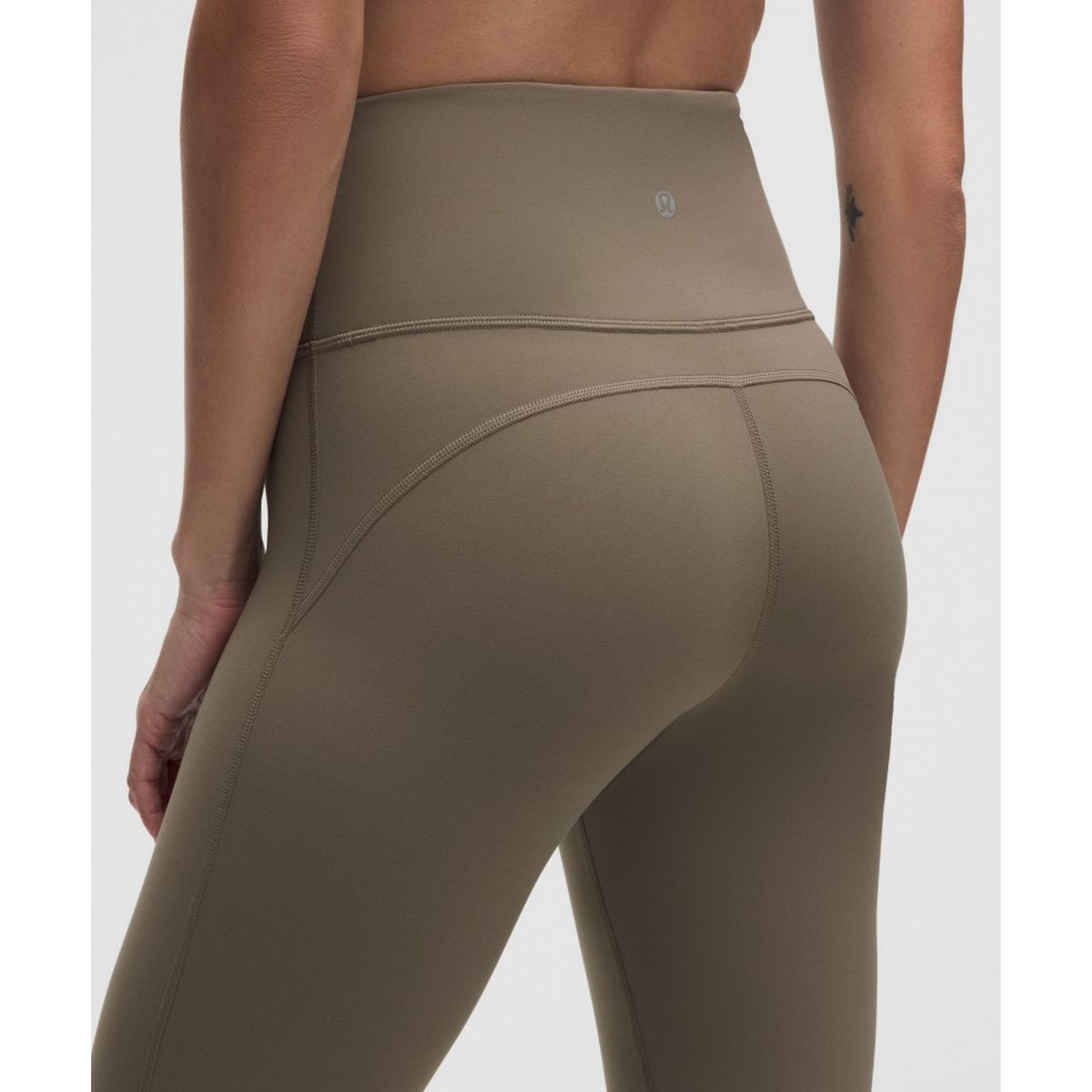 룰루레몬(LULULEMON) 그루브 Nulu 슈퍼 하이라이즈 플레어드 팬츠 30inch *아시아 핏