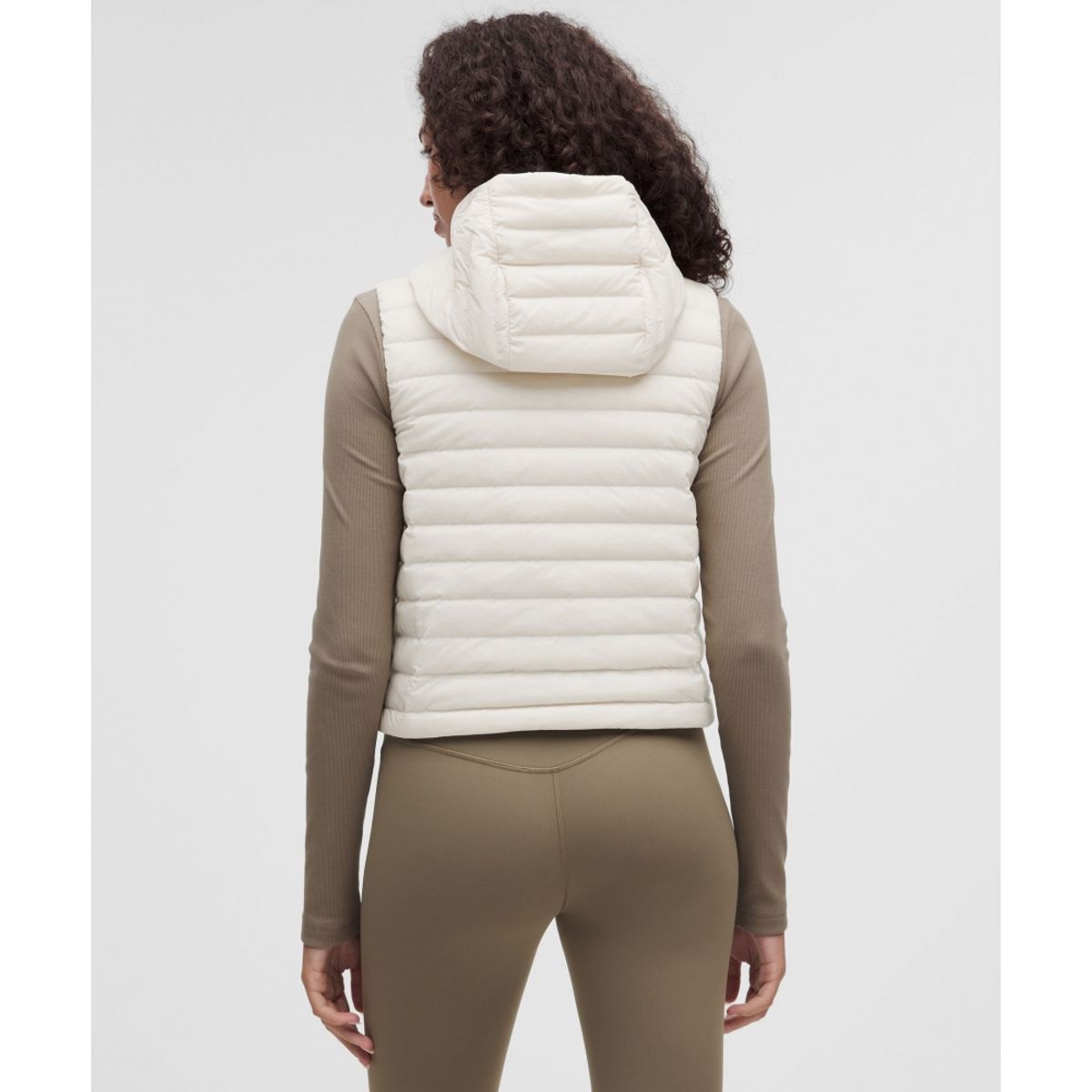 룰루레몬(LULULEMON) 다운 앤 어라운드 베스트  LTIV