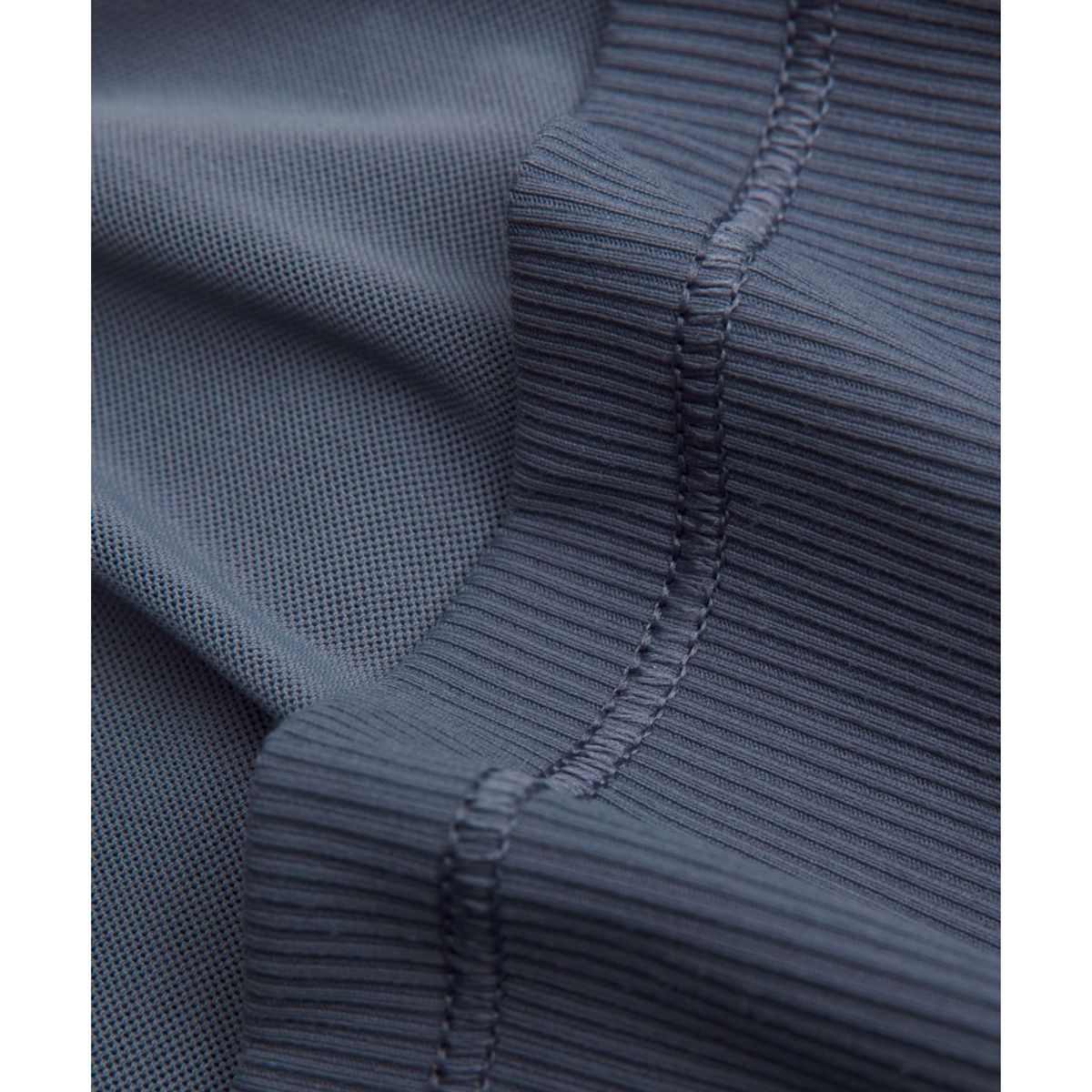 룰루레몬(LULULEMON) 레이어드 메쉬 Nulu 롱슬리브 셔츠  DDND